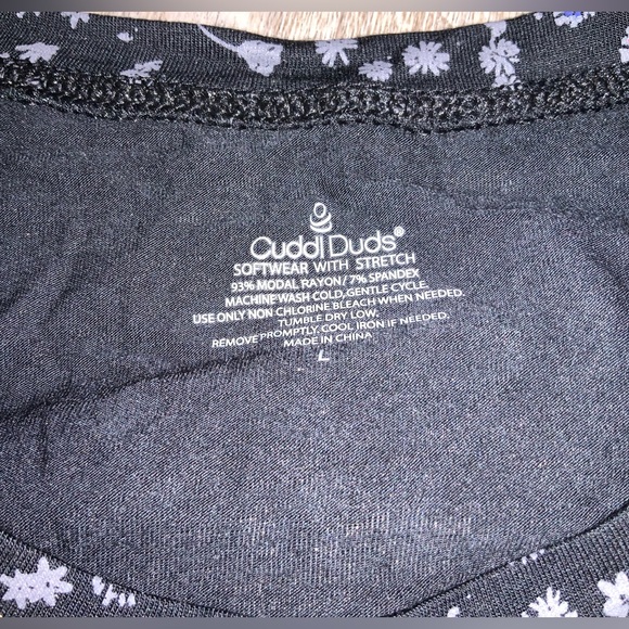 (Bin 38) Cuddle Duds floral long sleeve crew neck “software and stretch”, Size L - Picture 3 of 3